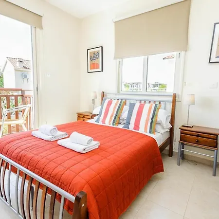 Oceanview Luxury 018 *