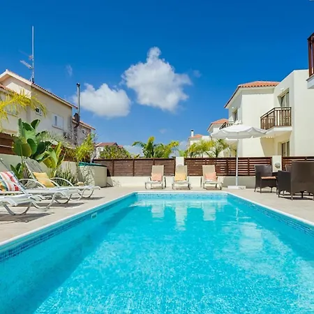 Oceanview Luxury 018 *