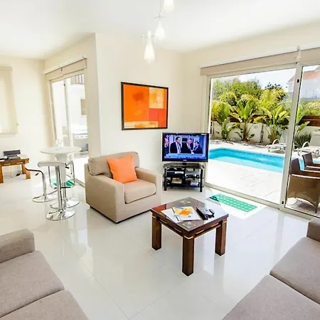 Oceanview Luxury 018 *