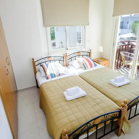 Oceanview Luxury 018
